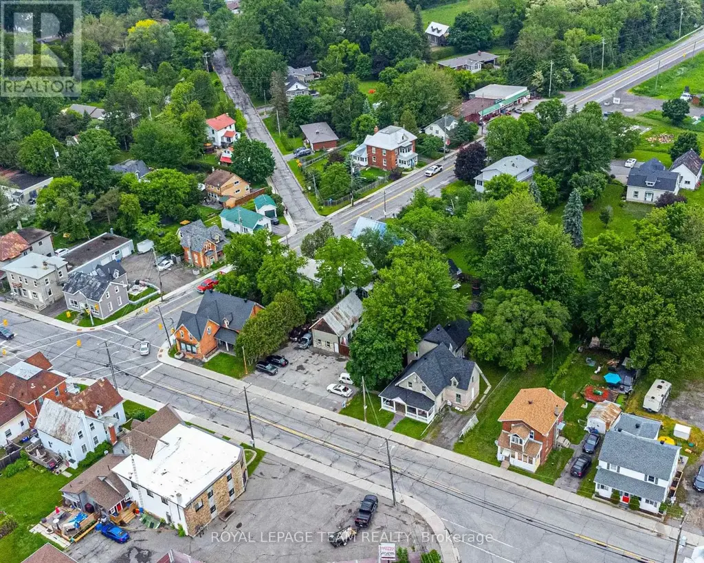 6607-6613 Fourth Line Road, Ottawa